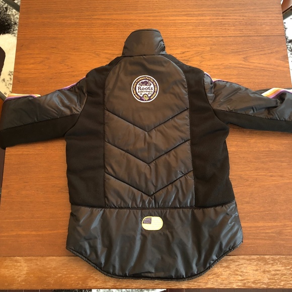 Roots Jacket - Picture 3 of 6